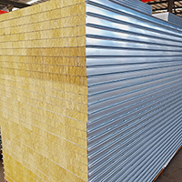 ?巖棉板是一種新型的保溫、隔燃、吸聲材料